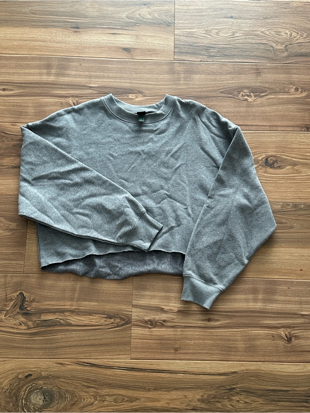 wild fable Cropped Crewneck Sweatshirt - Gray - Picture 1 of 2